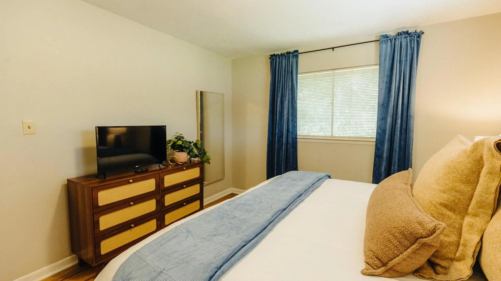 Centrally Located 2 King Bed Midtown Memphis 2362 Amerikai Egyesült Államok
